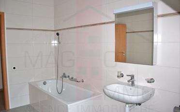 Immeuble résidentiel 22 pièces - image - 3