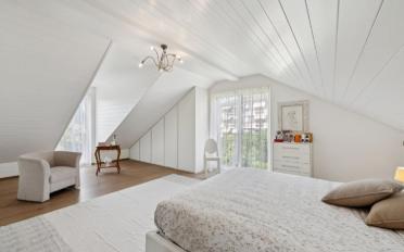 Attic flat 5.5 rooms - image - 10