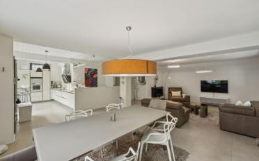 Villa 7 pièces - image - 9