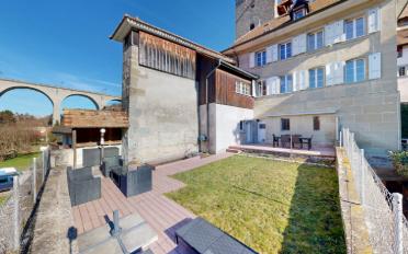 Villa 11.5 pièces - image - 2