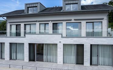 Villa 10.5 pièces - image - 1