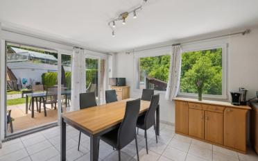Einfamilienhaus 6.5 Zimmer - image - 1