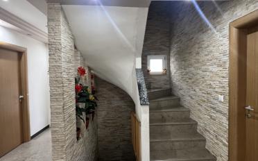 Villa 8.5 rooms - image - 11