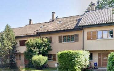 Villa - image - 1