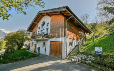 Chalet 4.5 rooms - image - 1