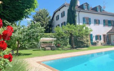 Single house 15 rooms - image - 1