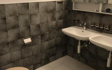 Apartment 4 rooms - image - 3