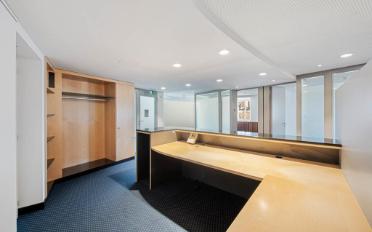 Office - image - 7