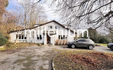 Maison 9 pièces - image - 1