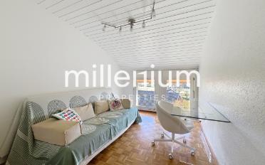 Furnished flat 6 rooms - image - 13