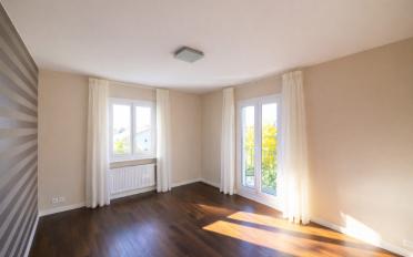 Single house 8 rooms - image - 10