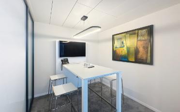 Office - image - 4