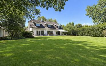 Einfamilienhaus 8 Zimmer - image - 1