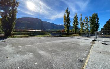 offener Parkplatz - image - 2