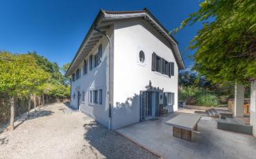 Single house - image - 1