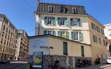 Office - image - 2