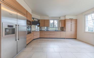 Apartment 6 rooms - image - 3
