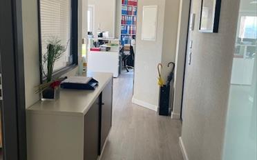 Office - image - 6