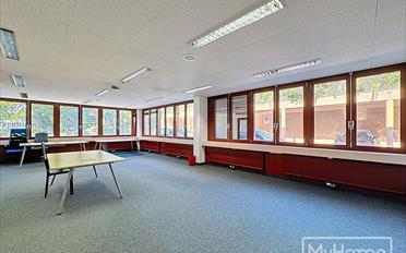 Bureau - image - 8