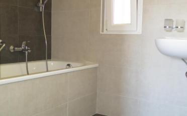 Apartment 4 rooms - image - 3
