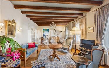 Villa 8.5 pièces - image - 2