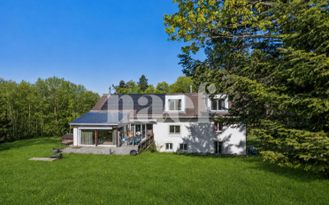 Villa 8.5 pièces - image - 1