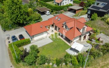 Villa 8.5 pièces - image - 1