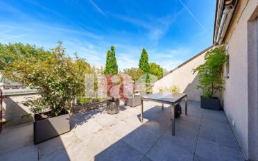 Apartment 6 rooms - image - 12