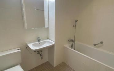 Apartment 5 rooms - image - 9
