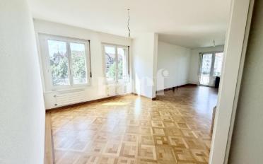 Apartment 5 rooms - image - 2