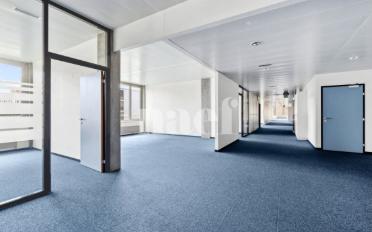 Office - image - 5