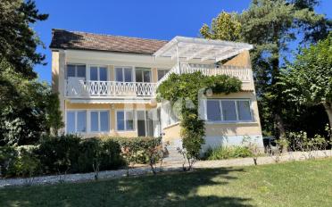 Villa 6.5 pièces - image - 1