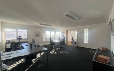 Office - image - 3