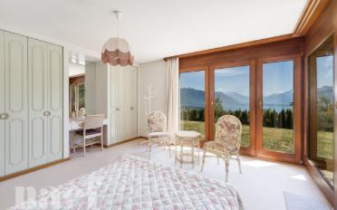 Villa 9.5 Zimmer - image - 12