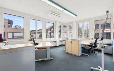 Büro 11 Zimmer - image - 2
