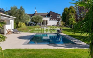 Villa 8 rooms - image - 1