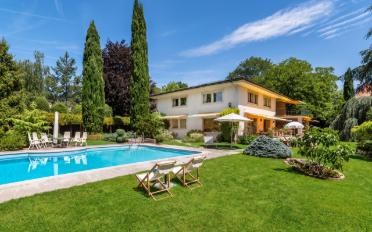 Villa 8 pièces - image - 1