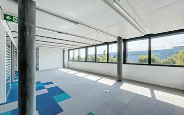 Office - image - 10