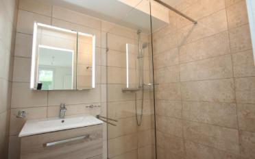 Furnished flat 3 rooms - image - 4