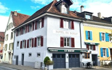 Hotel - image - 2