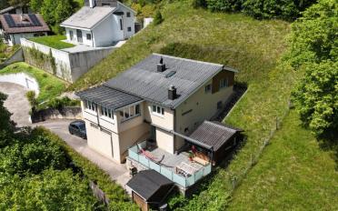 Einfamilienhaus 6.5 Zimmer - image - 3
