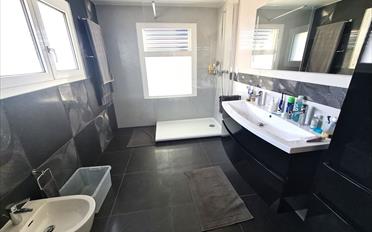 Villa 8.5 rooms - image - 11