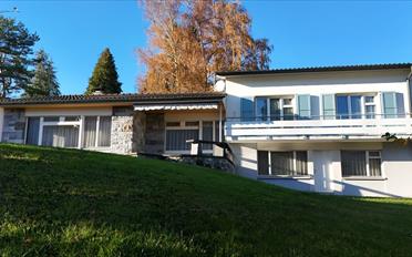 Villa 9.5 rooms - image - 2