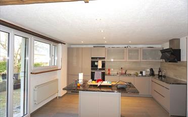 Einfamilienhaus 8.5 Zimmer - image - 3