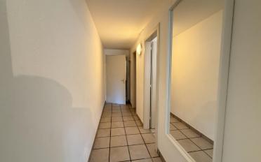 Furnished flat 1.5 rooms - image - 4