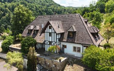 Einfamilienhaus 9.5 Zimmer - image - 5