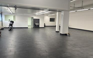 Commercial 8 rooms - image - 4
