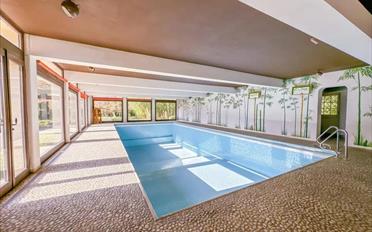 Villa 14 pièces - image - 11