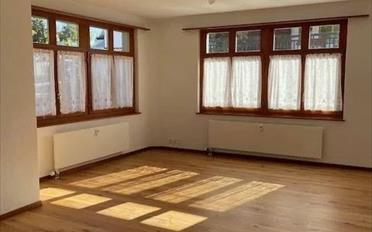 Mixed use property - image - 4