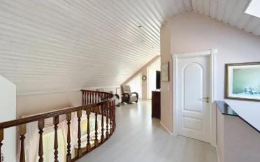 Villa 8.5 Zimmer - image - 13